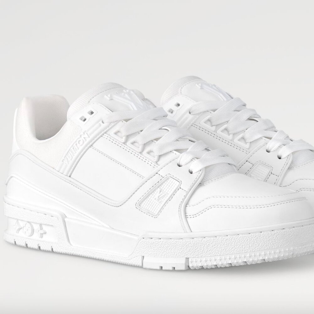 Louis Vuitton LV Trainer Sneaker White Men's (LV size 8.5, USA size 9.5)